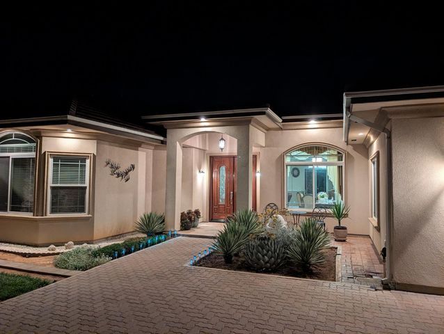 6276 Hilltop Drive, Sanger, CA 93657