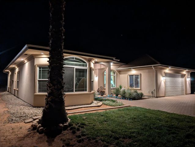 6276 Hilltop Drive, Sanger, CA 93657