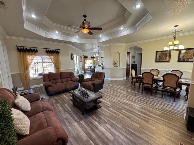 6276 Hilltop Drive, Sanger, CA 93657