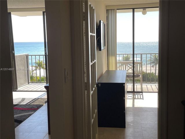 2625 Collins Ave 605, Miami Beach, FL 33140