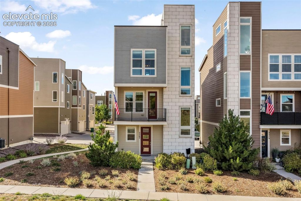 3562 Cerf Way, Castle Rock, CO 80109