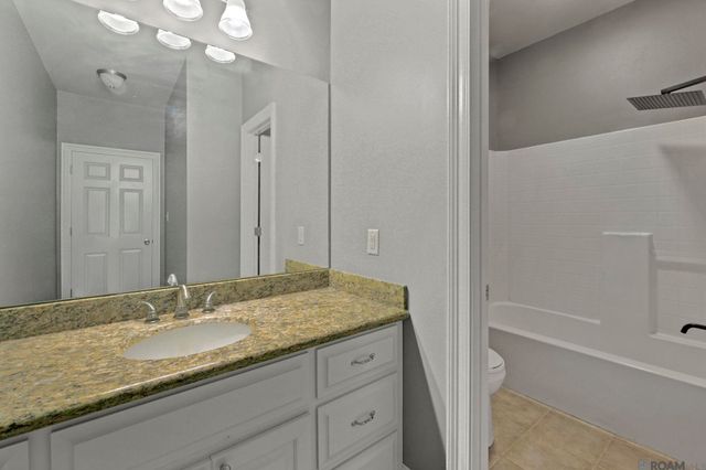 431 E Josephine St, Gonzales, LA 70737