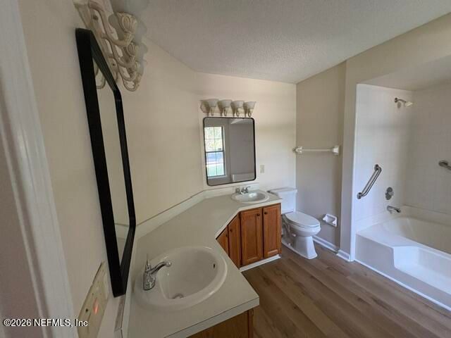 1614 PONDEROSA PINE Drive E, Jacksonville, FL 32225