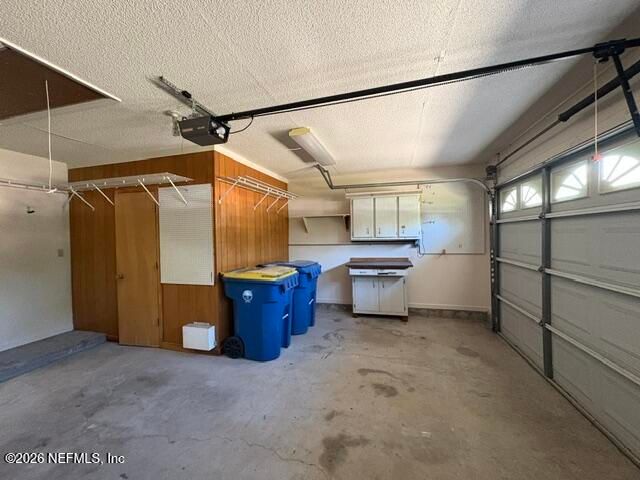 1614 PONDEROSA PINE Drive E, Jacksonville, FL 32225