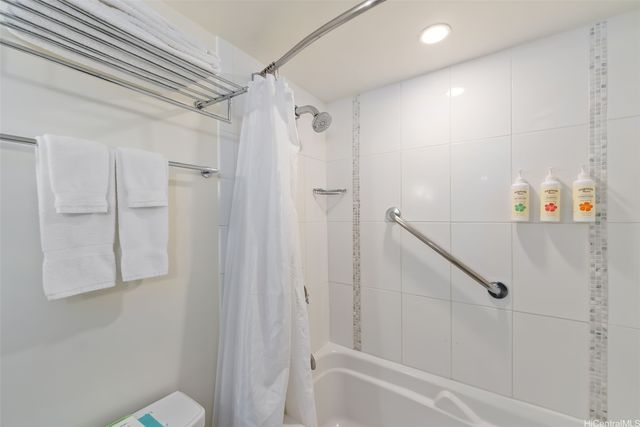 410 Atkinson Drive 3410, Honolulu, HI 96814