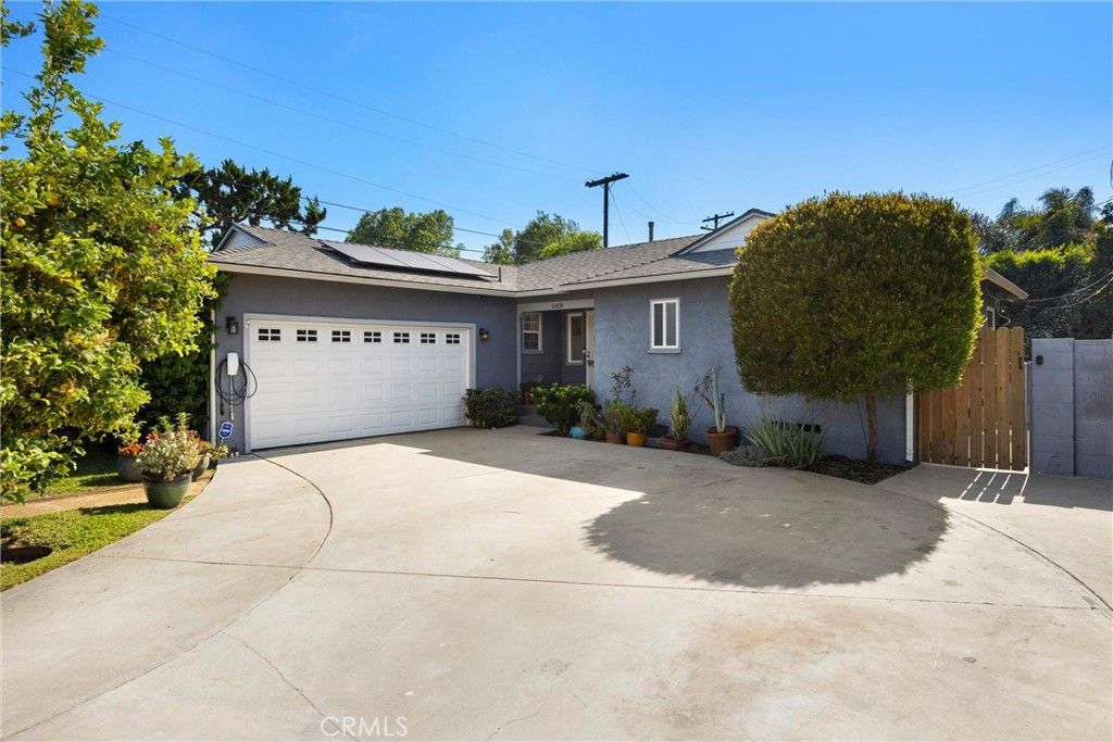 Image 2 of property listing at 6439 Gaynor, Van Nuys, CA 91406