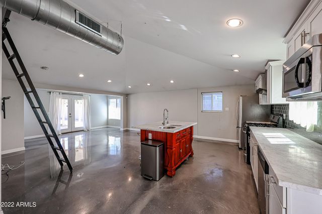 1034 E ELM Street, Phoenix, AZ 85014