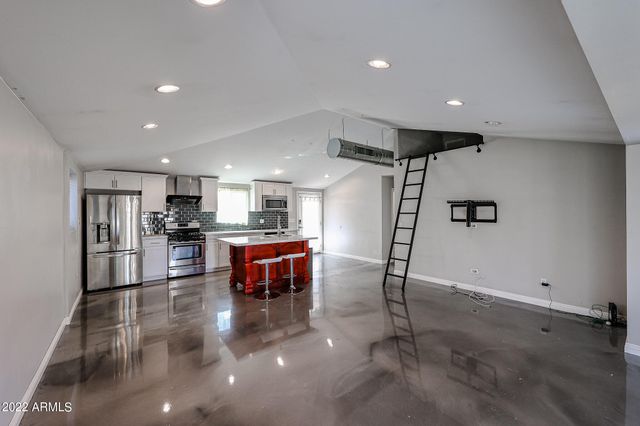 1034 E ELM Street, Phoenix, AZ 85014