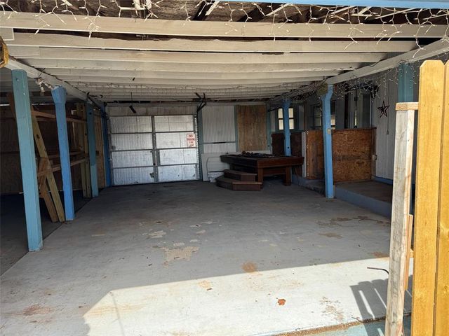 12205 SW 27th Street, Yukon, OK 73099
