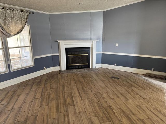 12205 SW 27th Street, Yukon, OK 73099