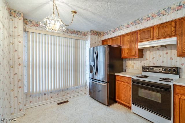 1111 Lake Meadow Lane, Medina, OH 44212