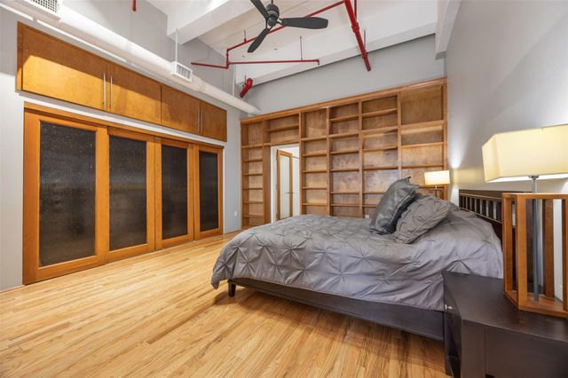 705 Main Street 513, Houston, TX 77002