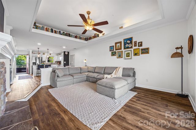 9709 Emerald Point Drive 12, Charlotte, NC 28278