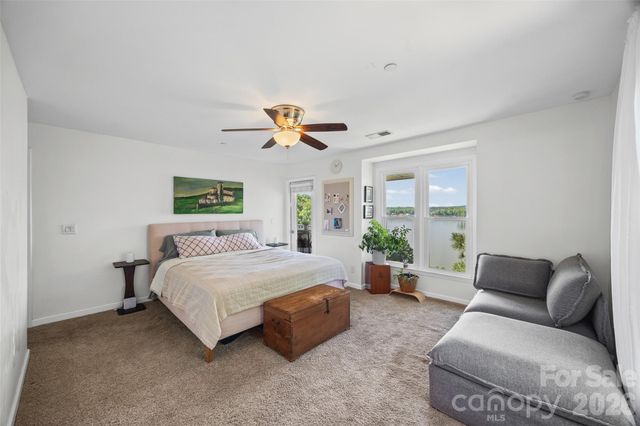 9709 Emerald Point Drive 12, Charlotte, NC 28278
