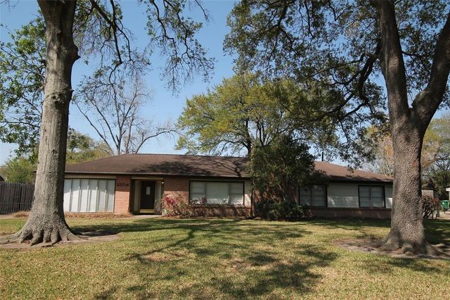 5504 Valerie Street, Houston, TX 77081