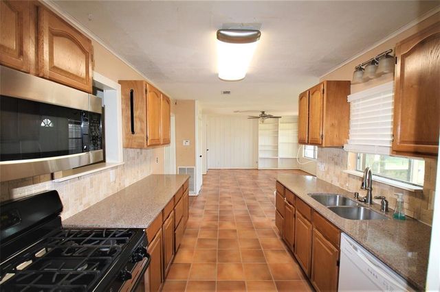 5504 Valerie Street, Houston, TX 77081