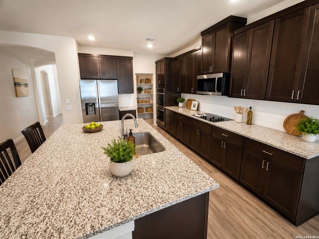160 Sambar Main, Schertz, TX 78108