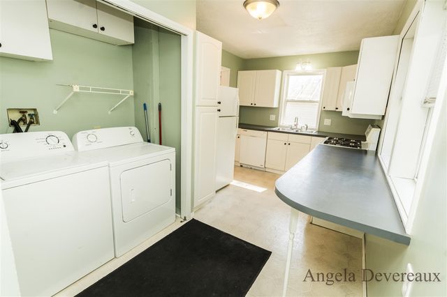 215 W Montcalm Street, Greenville, MI 48838
