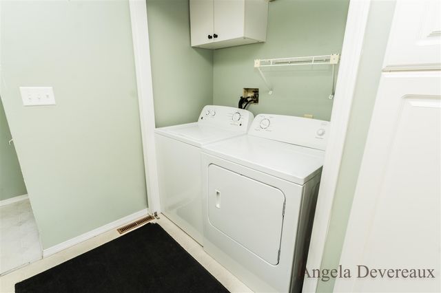 215 W Montcalm Street, Greenville, MI 48838