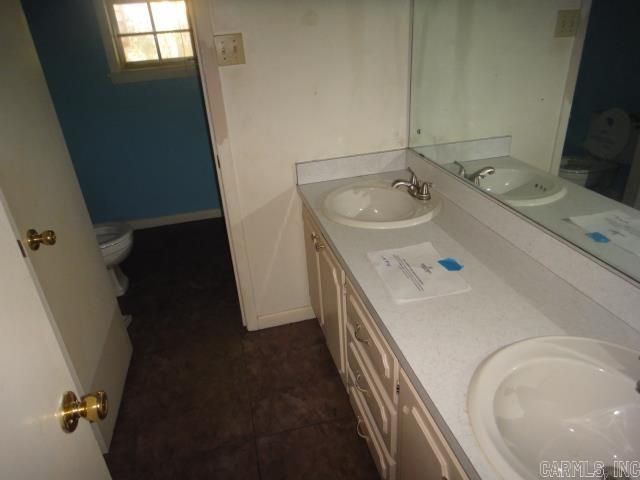 114 choctaw Street, Searcy, AR 72143