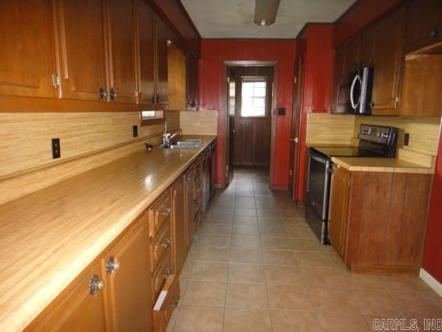 114 choctaw Street, Searcy, AR 72143