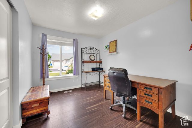 7215 S AERIE HILL DR DR, West Jordan, UT 84081