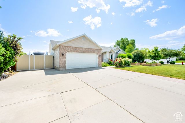 7215 S AERIE HILL DR DR, West Jordan, UT 84081