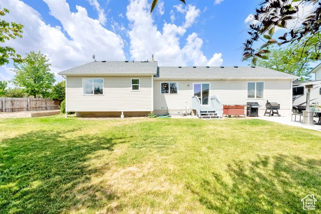 7215 S AERIE HILL DR DR, West Jordan, UT 84081