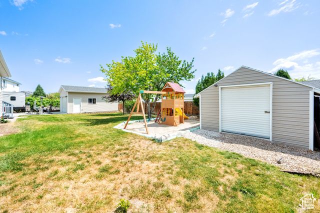 7215 S AERIE HILL DR DR, West Jordan, UT 84081