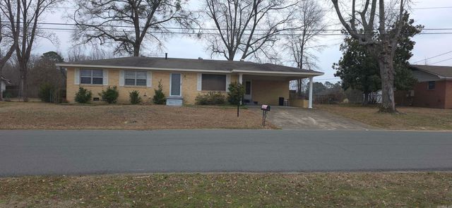 206 N 27th Street, Arkadelphia, AR 71923