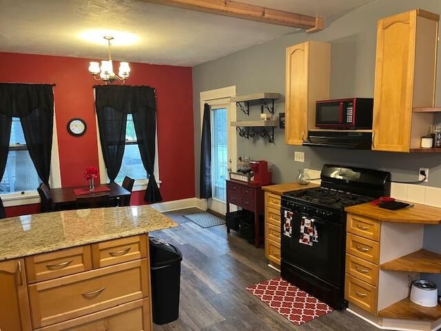 308 Warwick Street, La Porte, IN 46350