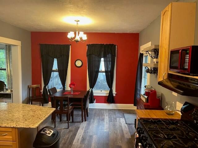 308 Warwick Street, La Porte, IN 46350