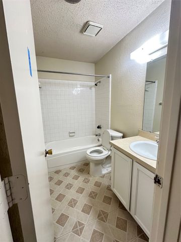 6507 Central Avenue, North Richland Hills, TX 76182