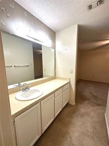 6507 Central Avenue, North Richland Hills, TX 76182
