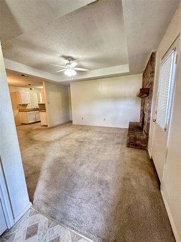 6507 Central Avenue, North Richland Hills, TX 76182