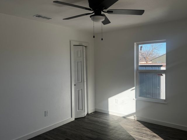 1603 9th Street, Levelland, TX 79336