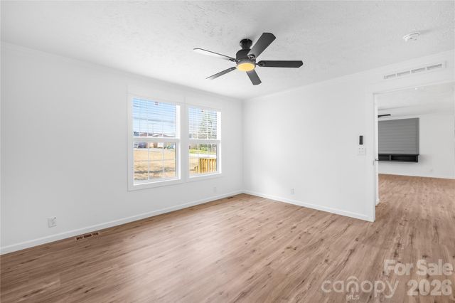 7822 Stillwater Drive, Sherrills Ford, NC 28673