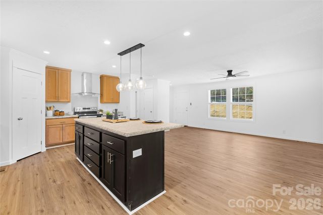 7822 Stillwater Drive, Sherrills Ford, NC 28673