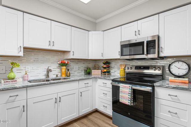 2413 Hillford Drive, Burlington, NC 27217