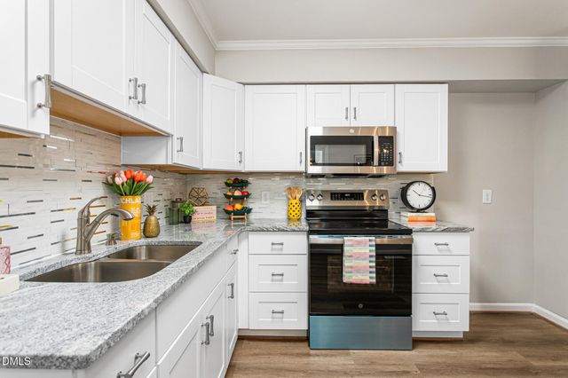 2413 Hillford Drive, Burlington, NC 27217