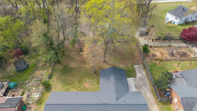 2413 Hillford Drive, Burlington, NC 27217
