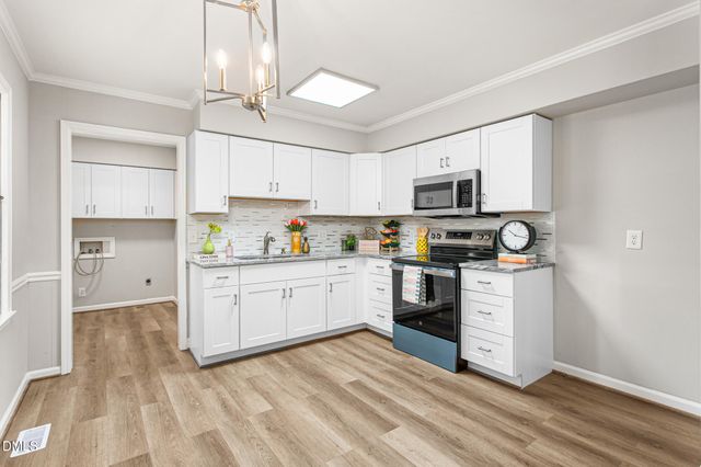 2413 Hillford Drive, Burlington, NC 27217