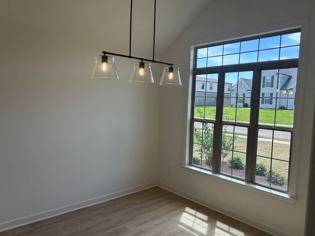 100 LAUREL WOOD LN, Oakland, TN 38060