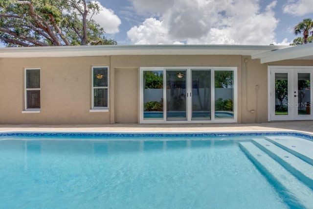 14060 82ND AVENUE, Seminole, FL 33776