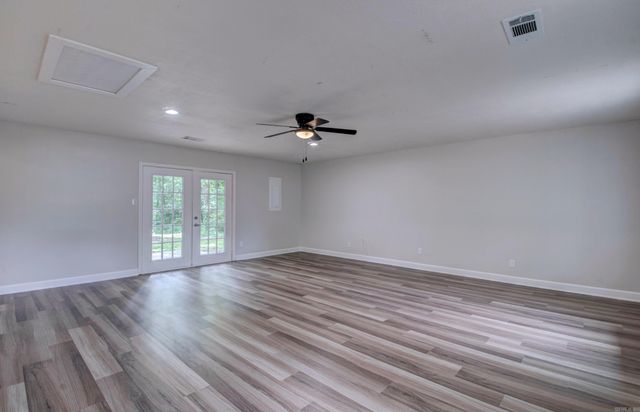 19200 Oaklawn Cove, Little Rock, AR 72206