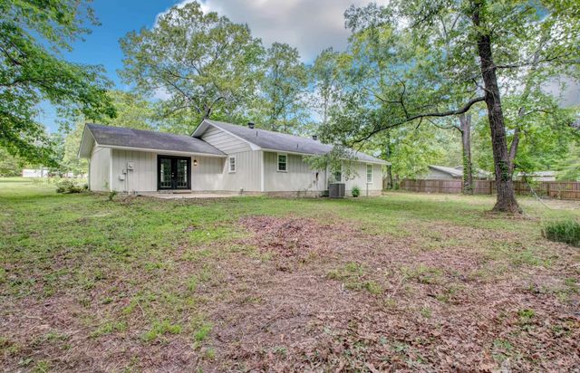 19200 Oaklawn Cove, Little Rock, AR 72206