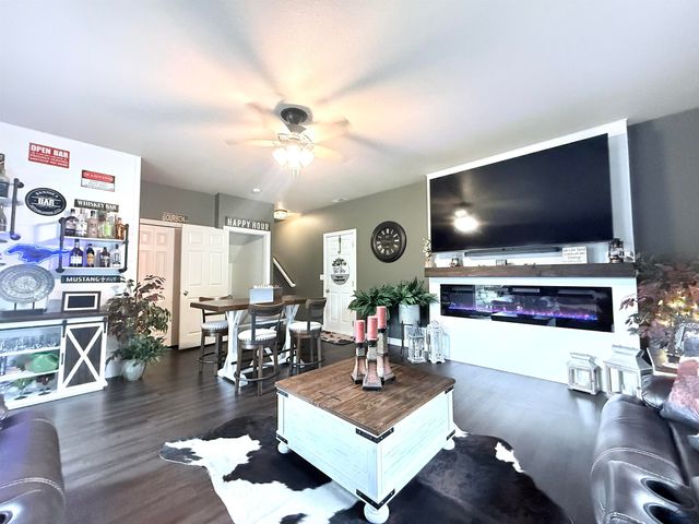 6647 CAMBRIDGE PL, Summerset, SD 57718