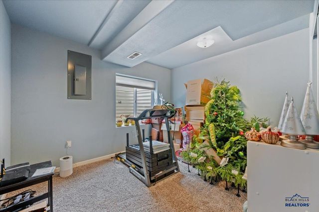 6647 CAMBRIDGE PL, Summerset, SD 57718