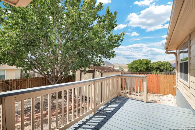 7823 Afterglow Vale, San Antonio, TX 78252