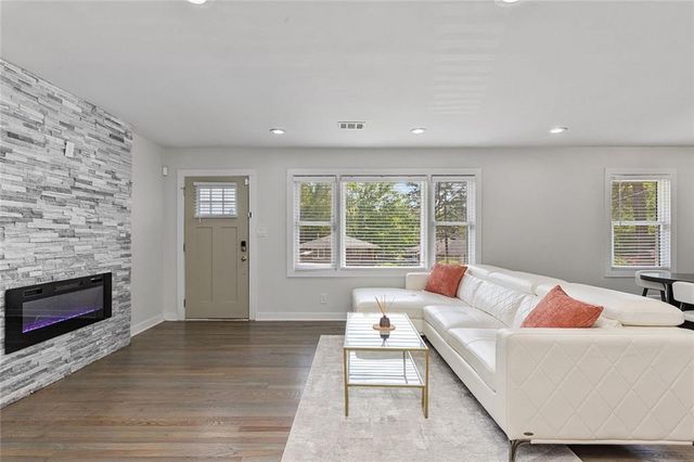 2353 Larchwood Road SW, Atlanta, GA 30310